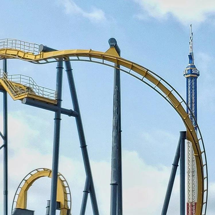 Six Flags Batman Rollercoaster